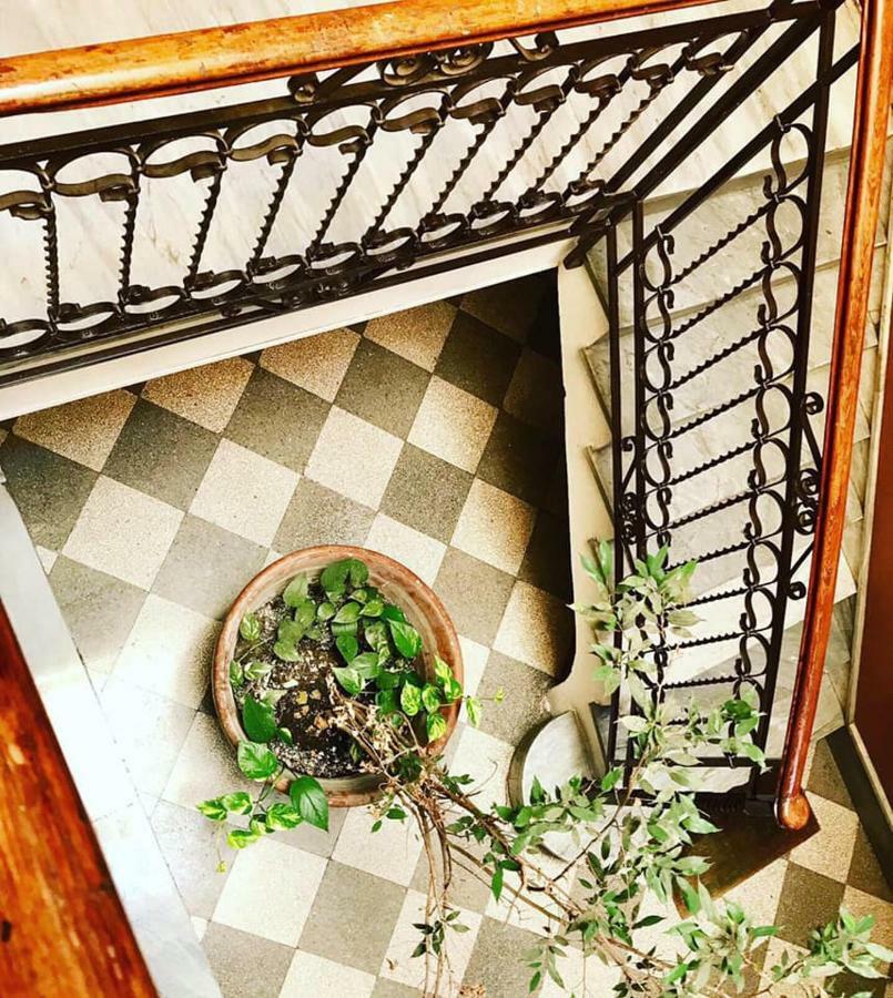 B&B Charme Centre-Ville Artistic & Literary Rooms Palermo Exteriör bild