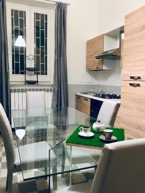 B&B Charme Centre-Ville Artistic & Literary Rooms Palermo Exteriör bild