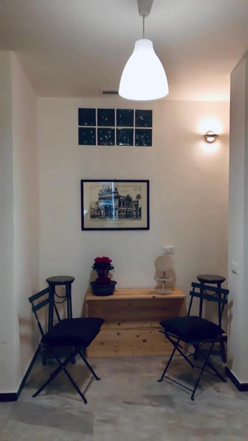 B&B Charme Centre-Ville Artistic & Literary Rooms Palermo Exteriör bild